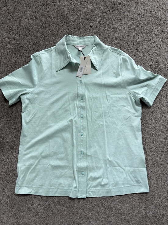 Banana Republic Tops - Banana Republic Short Sleeve Button-Down Shirt - Mint